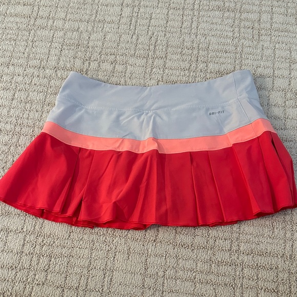Nike Red and Gray Pleated Skirt - Picture 2 of 3
